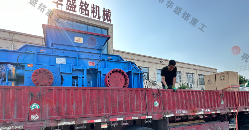 華盛銘廠家的對輥制砂機(jī)怎么樣？市場價(jià)一臺多少錢？